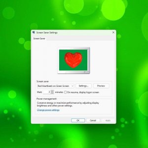 Red Heartbeats on Green Screen screensaver 3